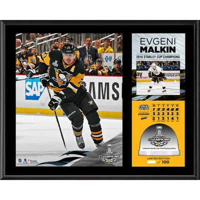 Claude Giroux Philadelphia Flyers 12 x 15 2017 Stadium Series Sublimated  Plaque with Game-Used Ice - Limited Edition of 199