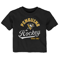 Infant Black Pittsburgh Penguins Take The Lead T-Shirt