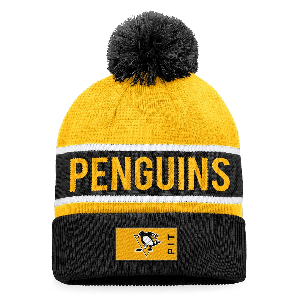 Bonnet en tricot à revers authentique Pro Rink Fanatics pour hommes noir/or avec pompon des Penguins de Pittsburgh