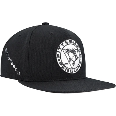 Men's Mitchell & Ness  Black Pittsburgh Penguins Team Snapback Hat