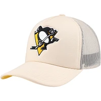 Casquette réglable de camionneur avant en mousse crème Pittsburgh Penguins Mitchell & Ness pour hommes