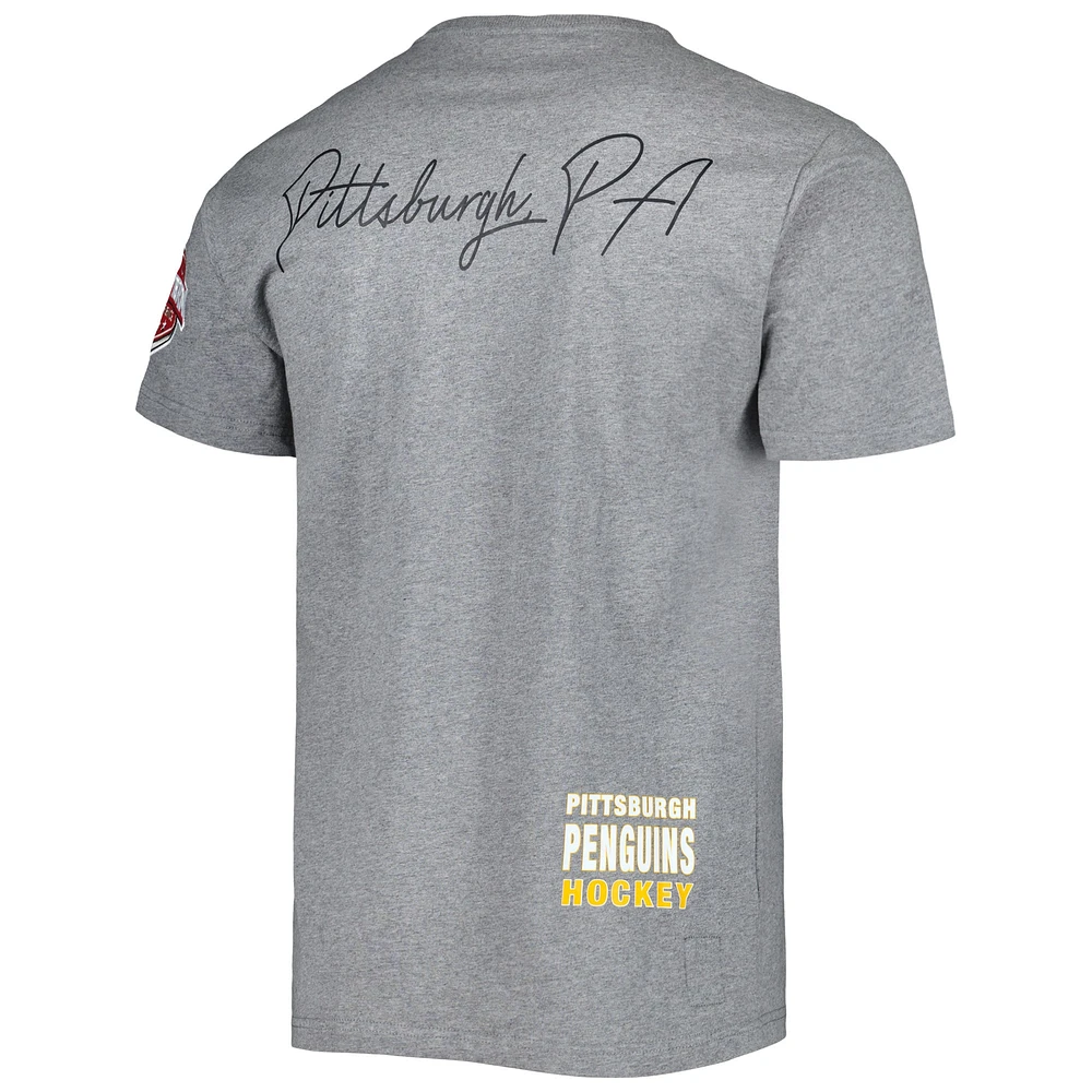 T-shirt de la collection City des Penguins Pittsburgh gris chiné Mitchell & Ness pour hommes