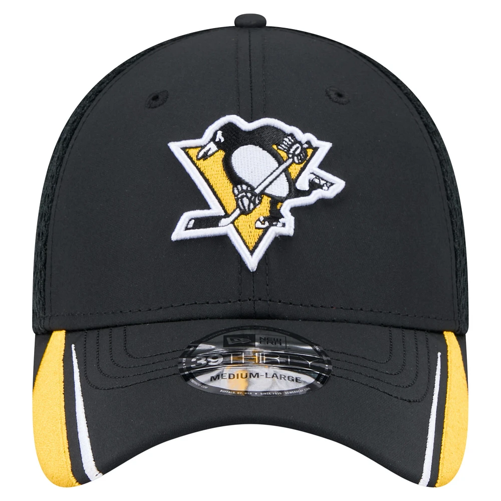 Casquette 39THIRTY Flex Linear Featherweight noire pour homme des Penguins de Pittsburgh New Era