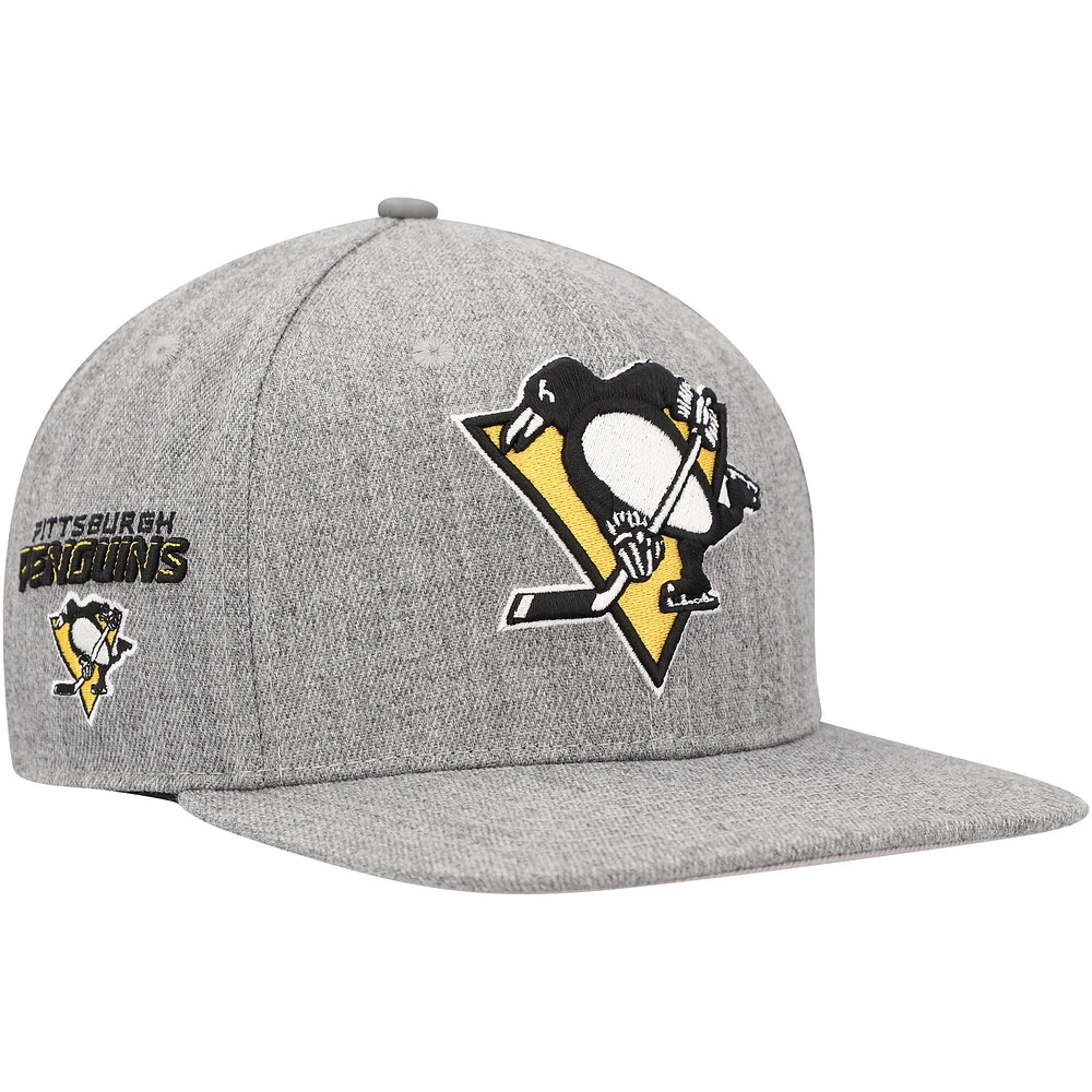 Casquette Snapback avec logo classique des Penguins de Pittsburgh Pro Standard gris pour hommes