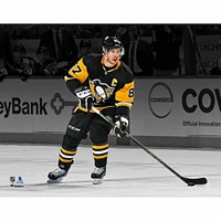 Photographie de patinage en vedette du maillot noir non signé Sidney Crosby des Penguins Pittsburgh