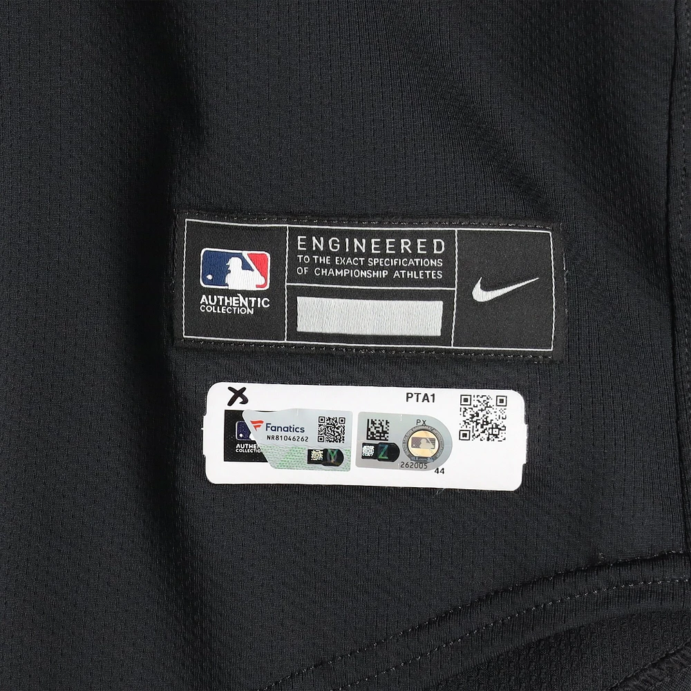 Maillot Nike noir n° 32 des Pirates de Pittsburgh, Henry Davis, utilisé lors du match contre les Orioles de Baltimore