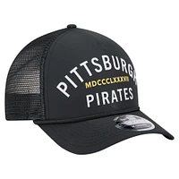 Men's New Era  Black Pittsburgh Pirates Minimalist 9FORTY A-Frame Adjustable Hat