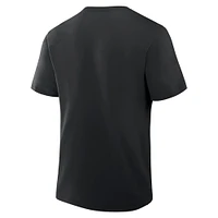 Men's Fanatics Black Pittsburgh Pirates Clubhouse Legacy Primary Play T-Shirt