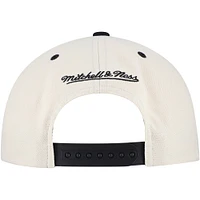 Men's Mitchell & Ness Cream Pittsburgh Pirates Snapback Hat