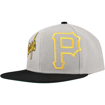 Men's Mitchell & Ness Gray Pittsburgh Pirates Knock Out Panel Snapback Hat