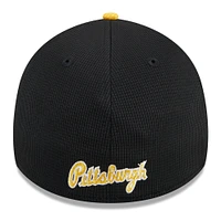 Men's New Era  Black Pittsburgh Pirates 2025 Batting Practice 39THIRTY Flex Hat