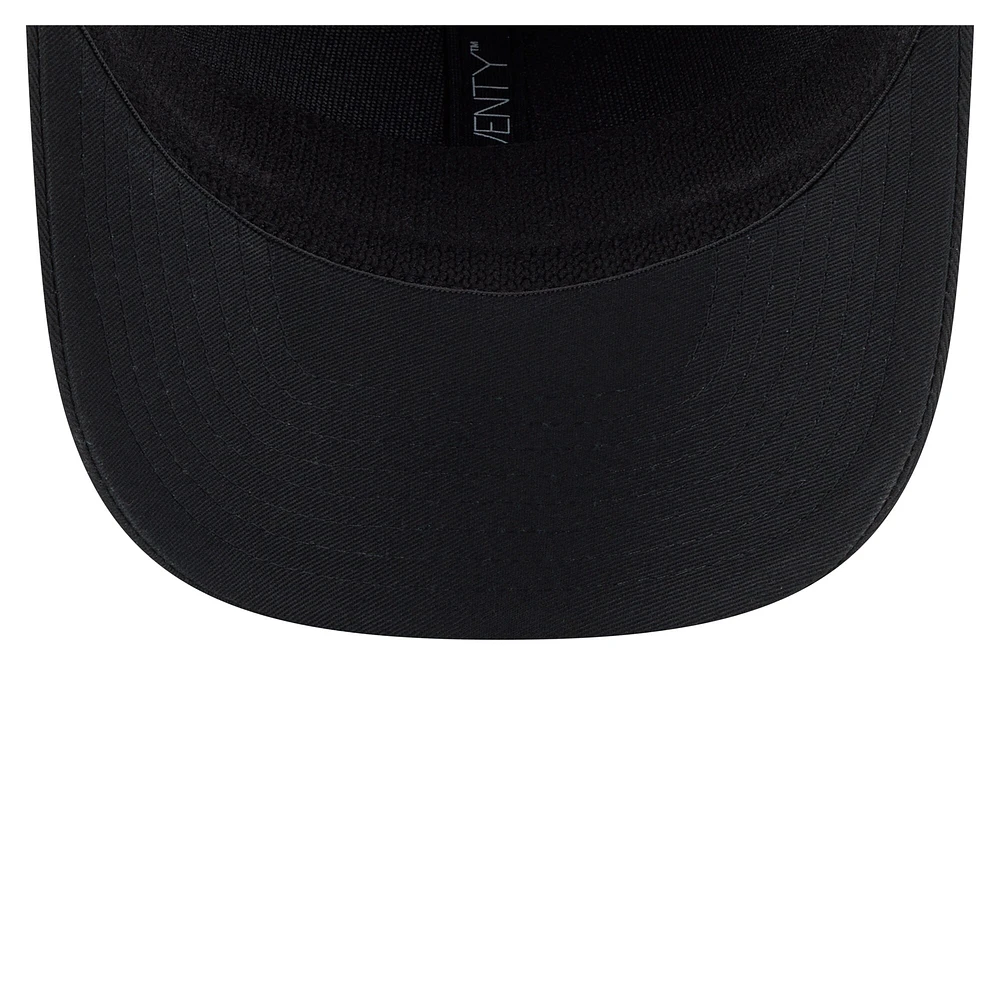 Men's New Era Black Pittsburgh Pirates Circle Patch 9SEVENTY Stretch-Snap Hat