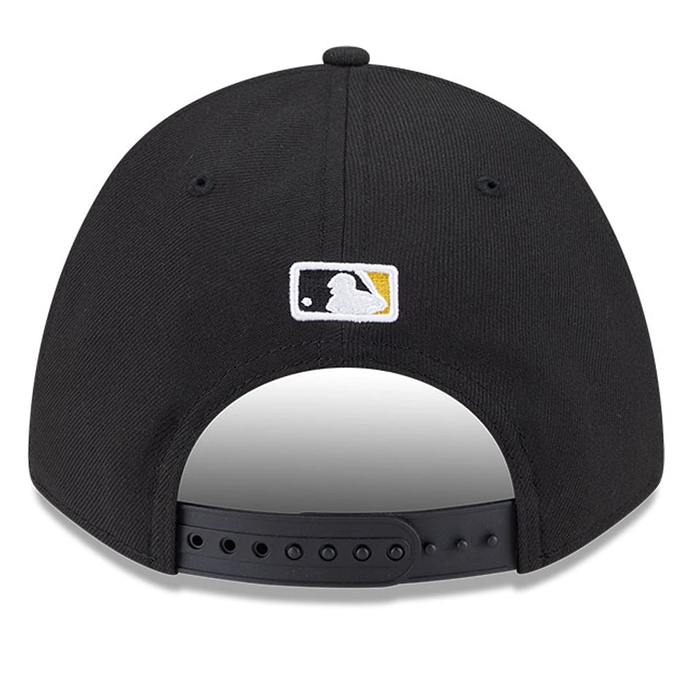 Men's New Era Black Pittsburgh Pirates Player Replica 9FORTY Adjustable Hat