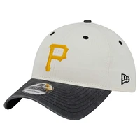 Casquette ajustable classique Sidescript 9TWENTY des Pirates de Pittsburgh de New Era pour homme, couleur crème/noir