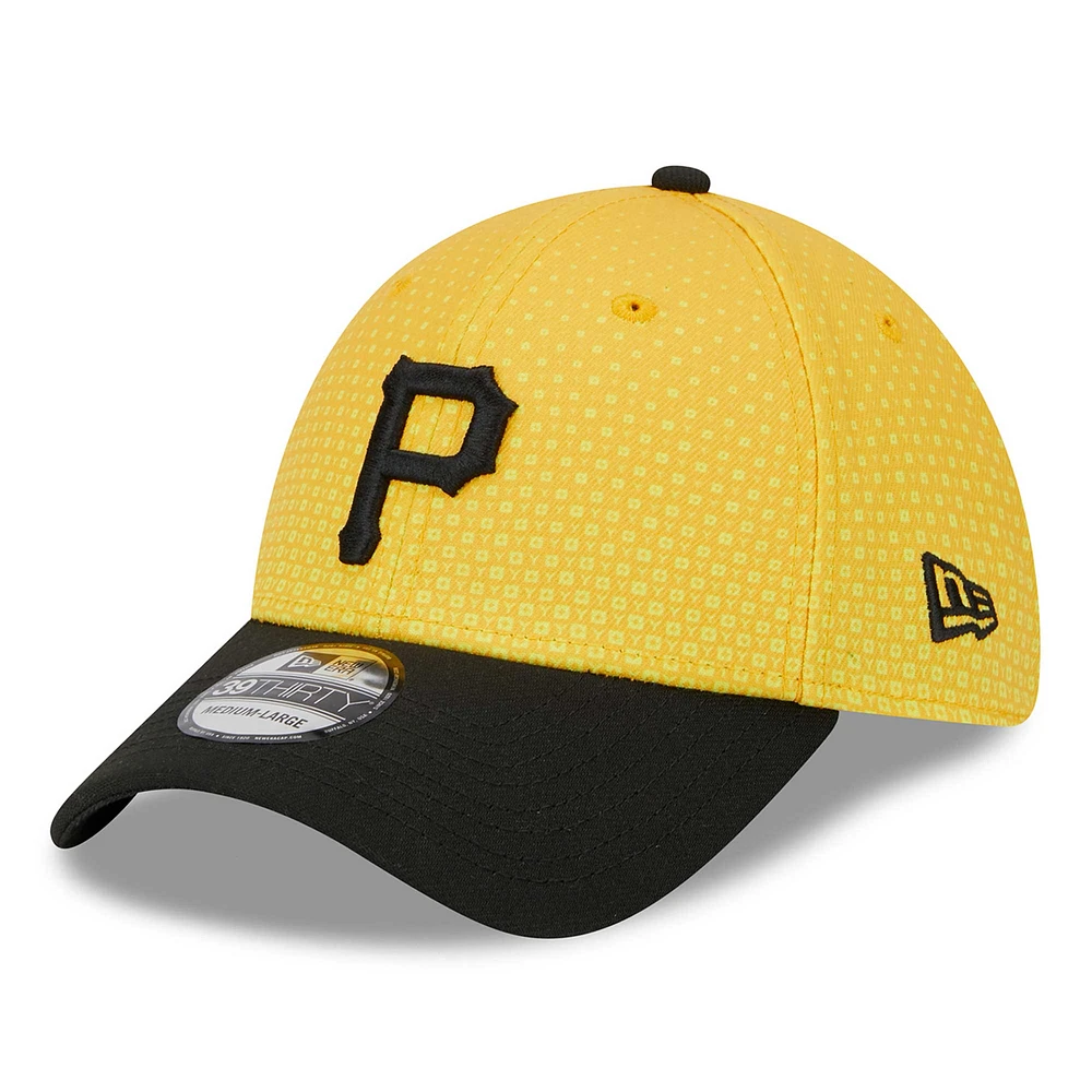 Men's New Era  Gold/Black Pittsburgh Pirates 2023 City Connect 39THIRTY Flex Fit Hat