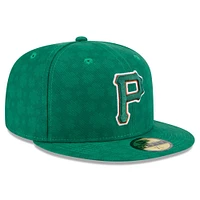 Men's New Era Kelly Green Pittsburgh Pirates St. Patrick's Day 59FIFTY Fitted Hat