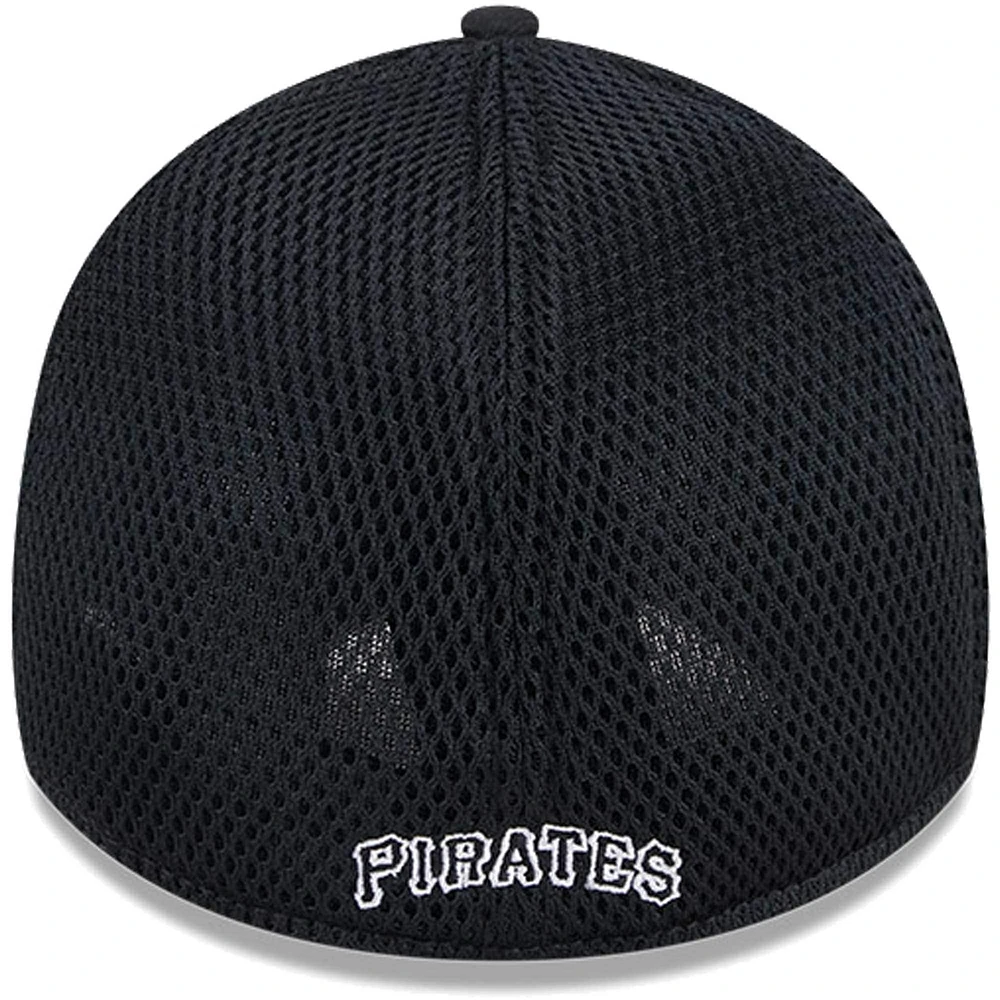 Men's New Era Pittsburgh Pirates Neo 39THIRTY Flex Hat