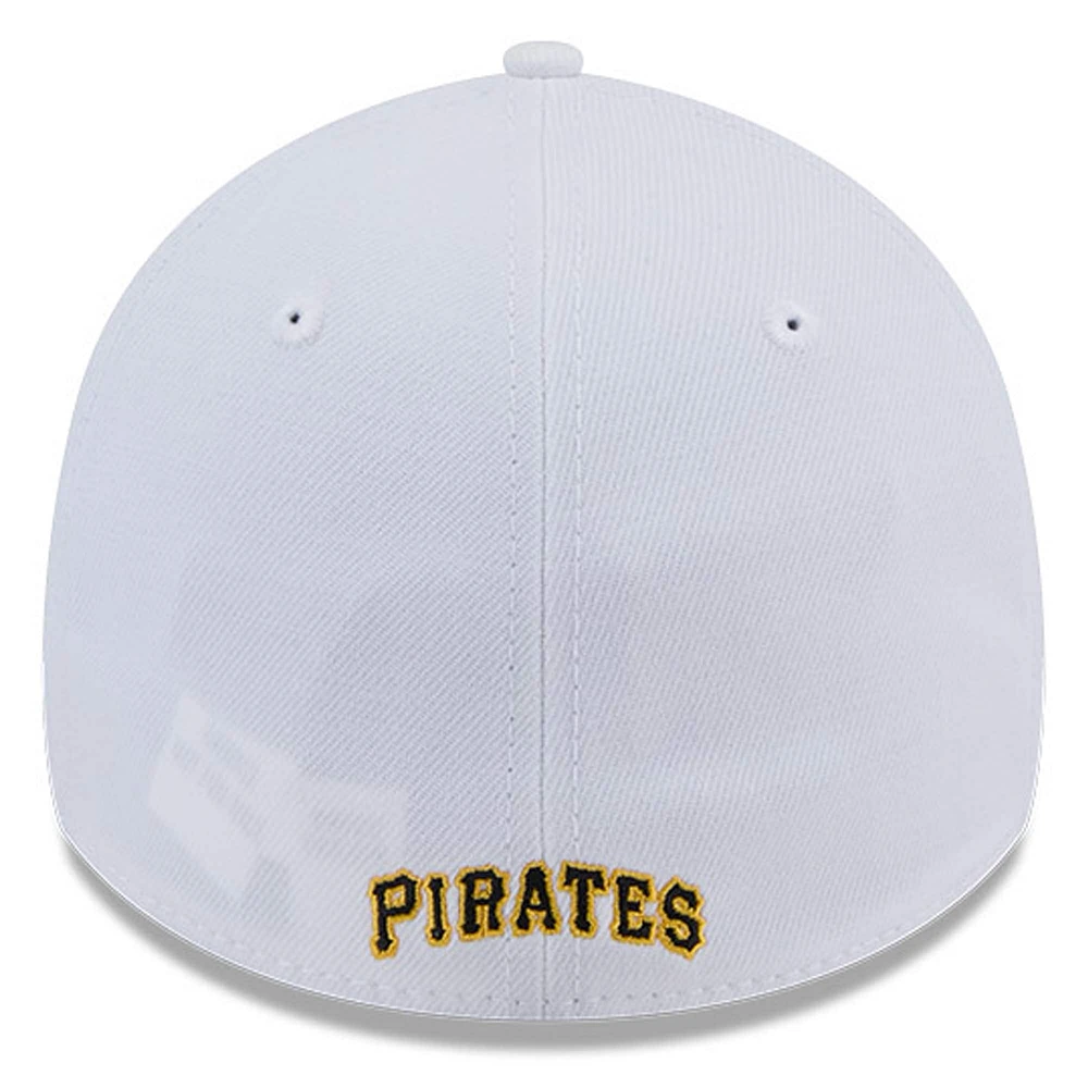 Men's New Era White Pittsburgh Pirates 39THIRTY Flex Hat
