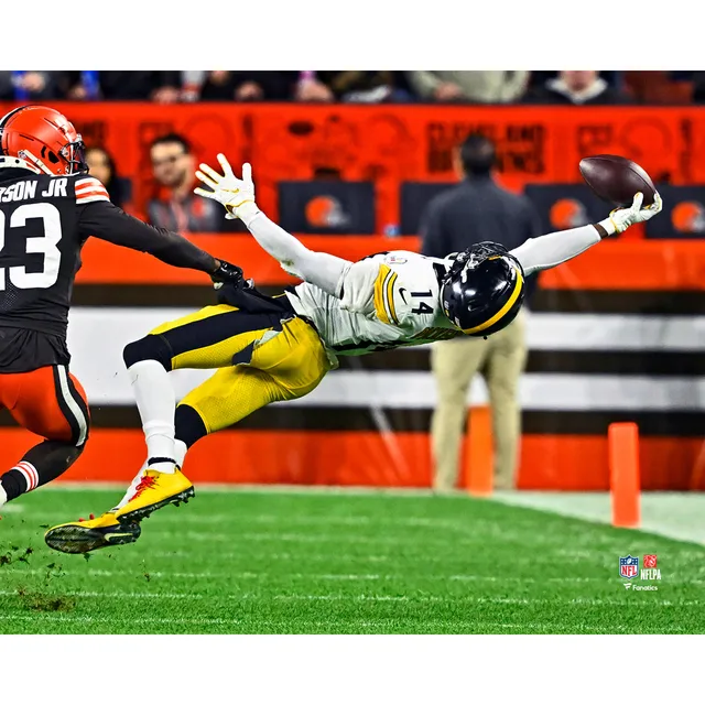 Najee Harris Pittsburgh Steelers Fanatics Authentic Unsigned Run after  Catch Photograph