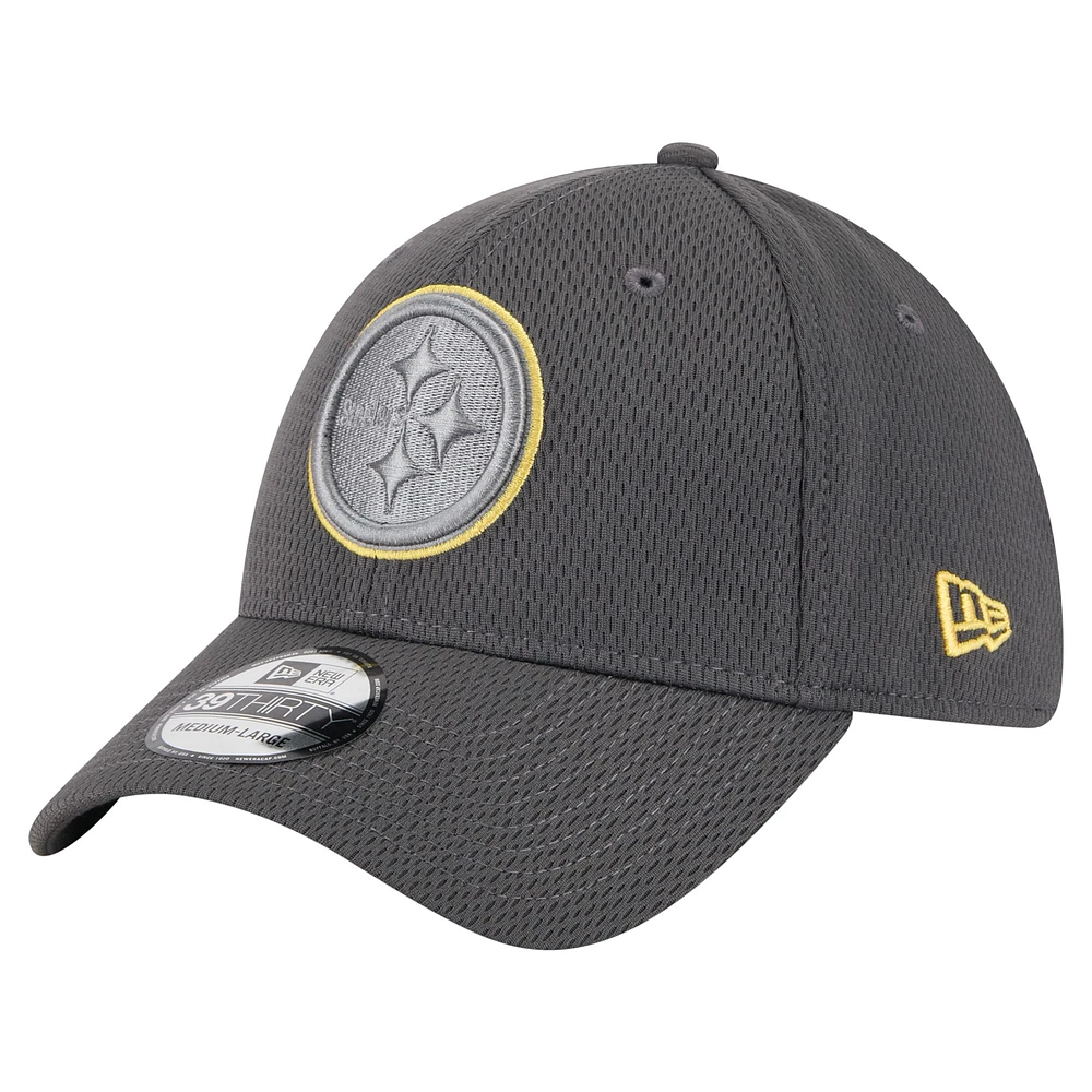 Casquette New Era Graphite Pittsburgh Steelers Main 39THIRTY Flex pour homme