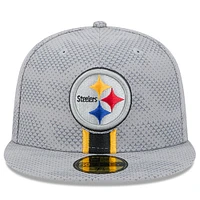 Casquette ajustée 59FIFTY New Era pour hommes des Pittsburgh Steelers 2024 Sideline, grise