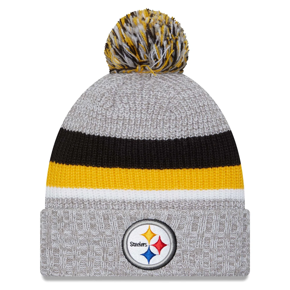 Bonnet en tricot à revers New Era pour hommes, gris chiné, Pittsburgh Steelers, avec pompon