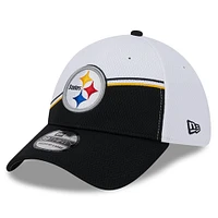 Men's New Era White/Black Pittsburgh Steelers 2023 Sideline 39THIRTY Flex Hat