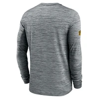 T-shirt Nike gris à manches longues pour homme Pittsburgh Steelers 2024 Sideline Velocity Performance