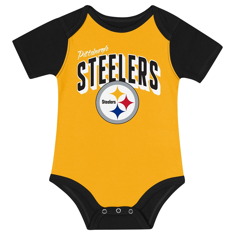 Newborn & Infant Pittsburgh Steelers Dynamic Duo Bodysuit, Bib Knit Hat Set