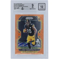 Carte de recrue 9/10 authentifiée signée Pat Freiermuth des Pittsburgh Steelers Panini Prizm Orange Disco #362 2021 Beckett Fanatics