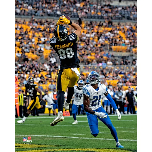 Pittsburgh Steelers George Pickens One Handed Catch During a Game In 2022  8x10 Photo Picture