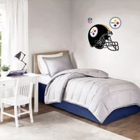 Pittsburgh Steelers - 36'' Team Helmet Repositionable Wall Decal