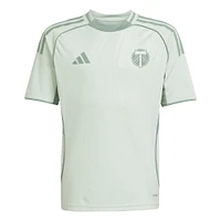Haut d'avant-match adidas vert clair Portland Timbers 2025 One Planet pour jeunes