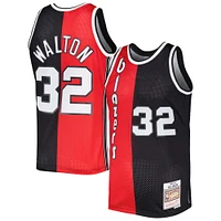 Maillot Swingman divisé Mitchell & Ness Bill Walton rouge/noir Portland Trail Blazers Hardwood Classics 1976/77 pour hommes