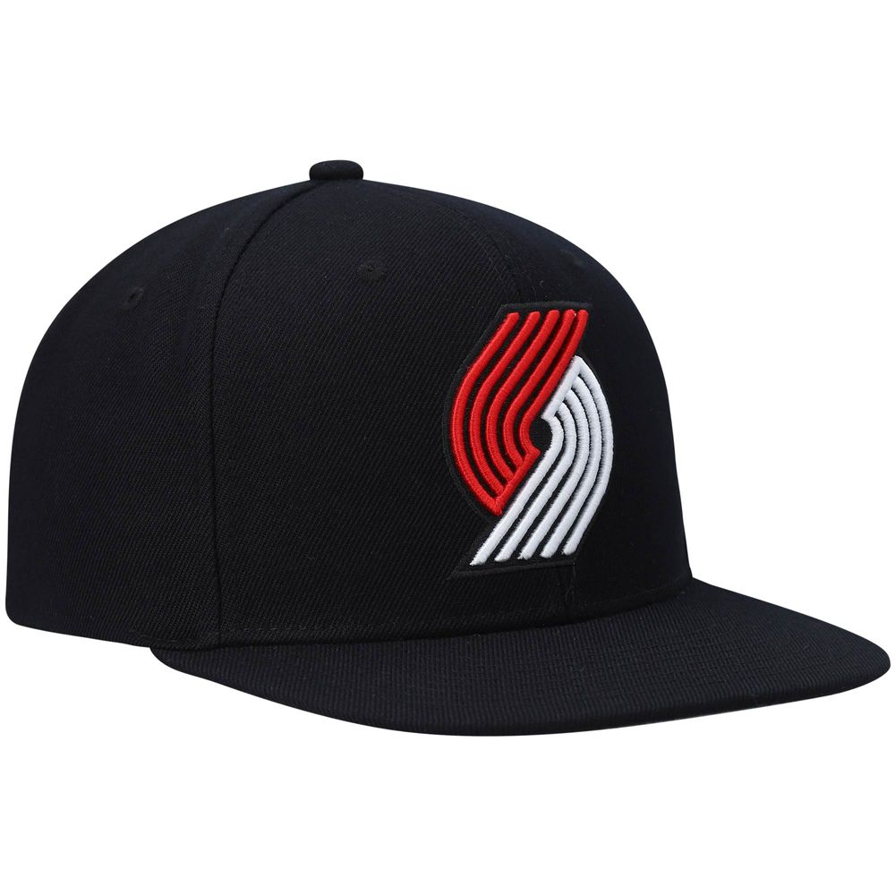 Men's Mitchell & Ness Black Portland Trail Blazers Ground 2.0 Snapback Hat