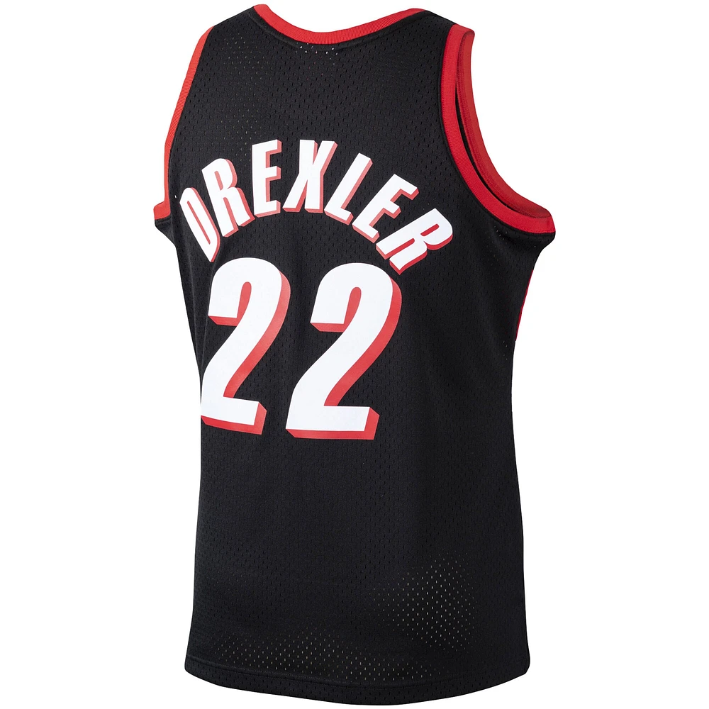 Maillot Swingman Mitchell & Ness Clyde Drexler Portland Trail Blazers noir 1991/92 pour hommes