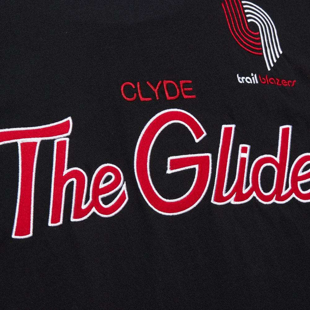 T-shirt pour hommes Mitchell & Ness Clyde Drexler noir Portland Trail Blazers Premium Nickname