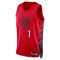 Unisexe Jordan Brand Anfernee Simons Rouge 2022/23 Portland Trail Blazers Swingman Jersey - Statement Edition