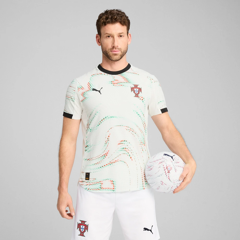 Maillot authentique extérieur Puma Cristiano Ronaldo blanc de l'équipe nationale du Portugal 2024/25 pour homme