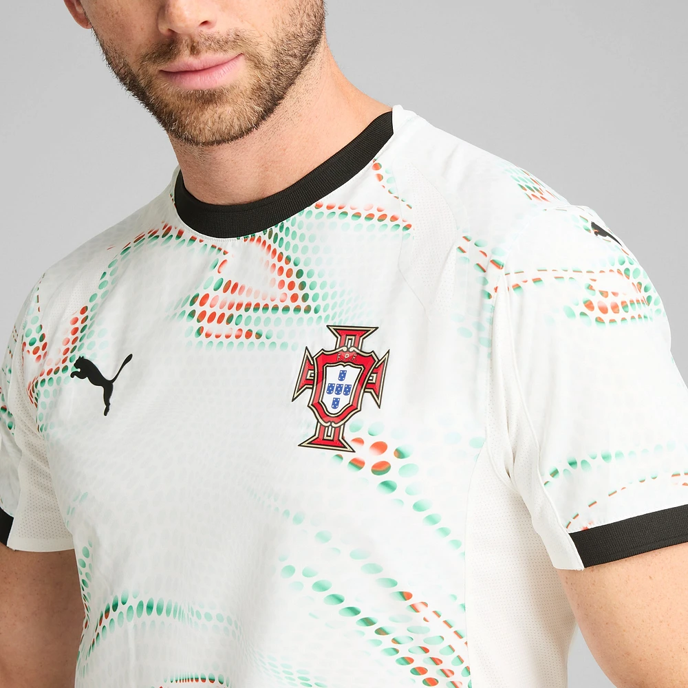 Maillot authentique extérieur Puma Cristiano Ronaldo blanc de l'équipe nationale du Portugal 2024/25 pour homme