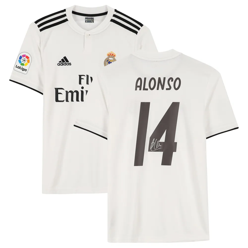kan zijn Brutaal Gevangene Lids Xabi Alonso Real Madrid Icons Shop Limited Autographed 2018-19 Home  Jersey | Dulles Town Center