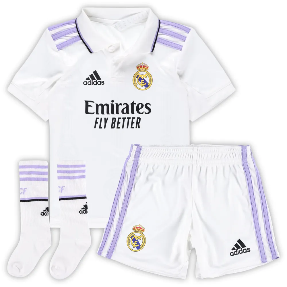 Lids Real Madrid adidas Toddler 2022/23 Home Mini Kit - Shops at Willow Bend