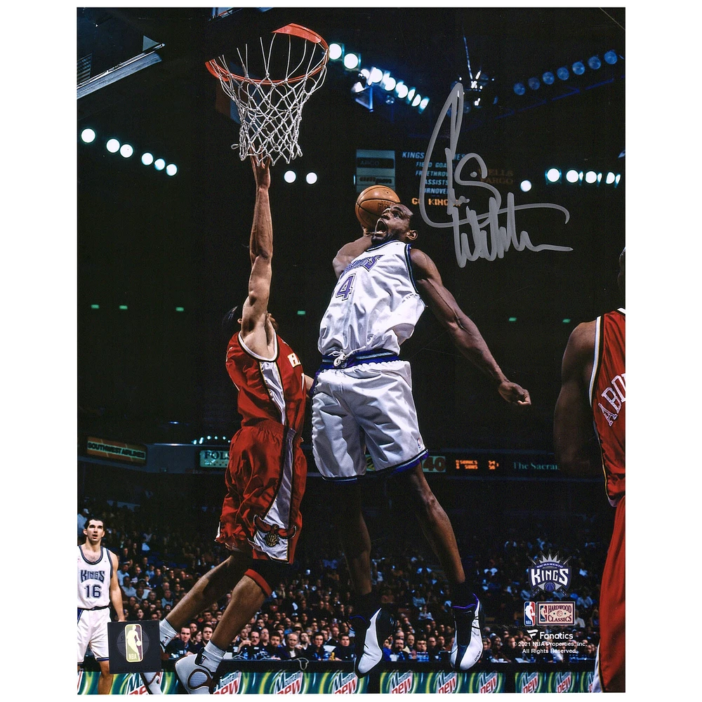 Chris Webber Sacramento Kings Autographed 8'' x 10'' Dunk vs. Hawks Photograph