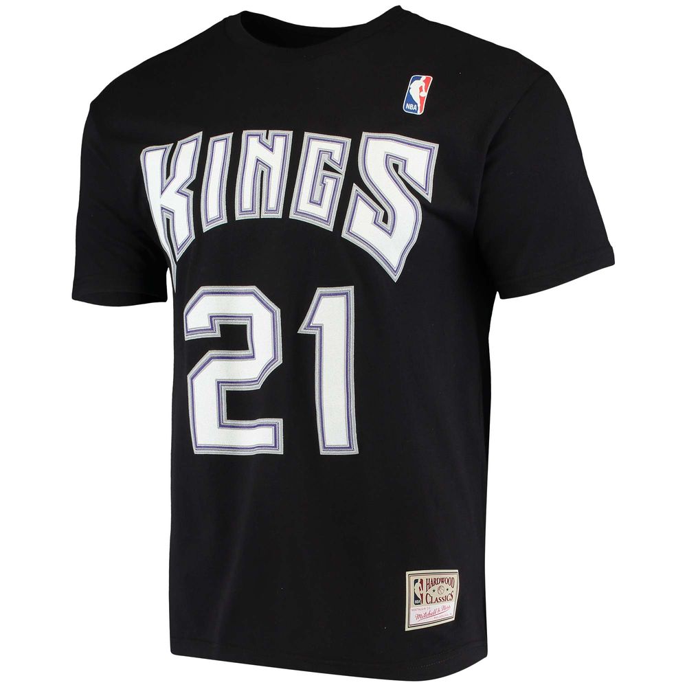 Men's Mitchell & Ness Vlade Divac Black Sacramento Kings Hardwood Classics Stitch Name Number T-Shirt