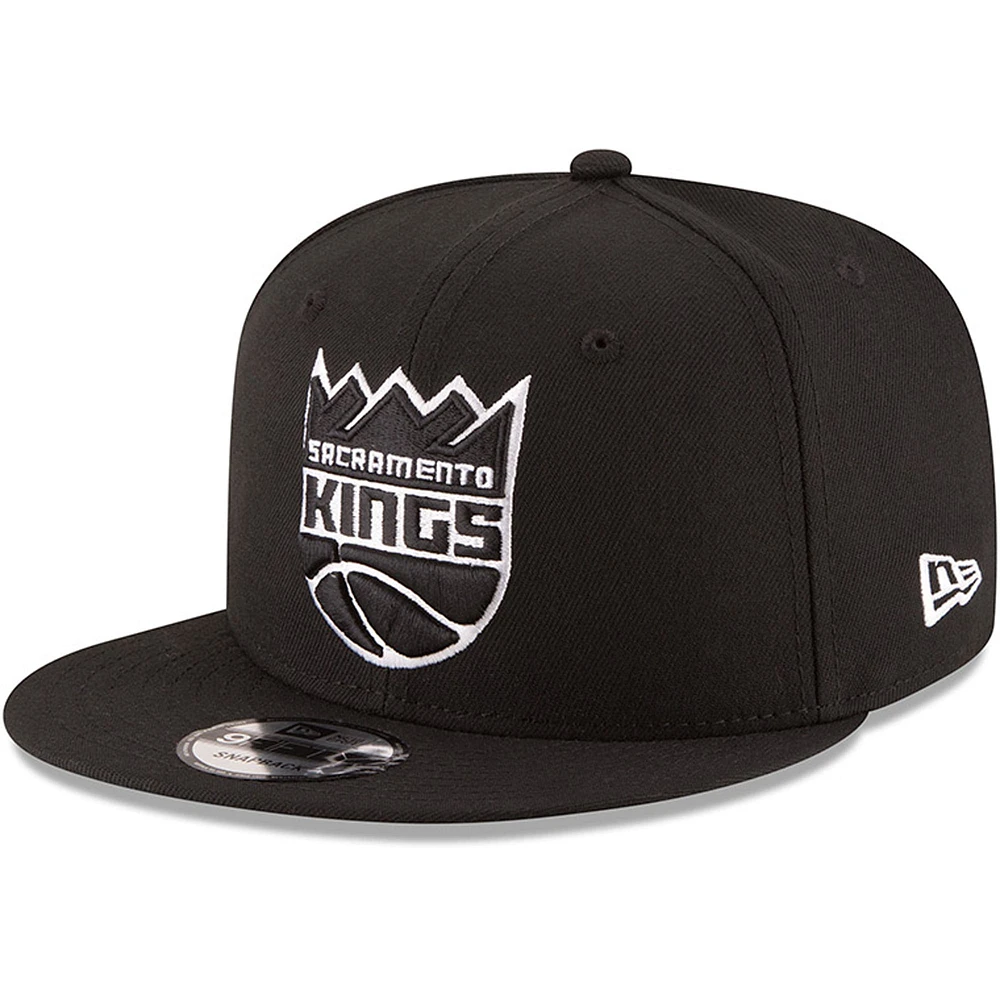 Men's New Era Black Sacramento Kings Black & White Logo 9FIFTY Adjustable Snapback Hat