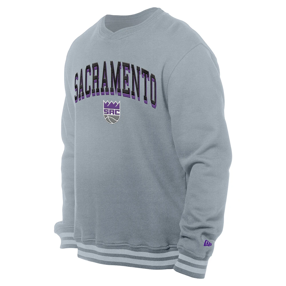 Sweat-shirt à capuche croisé en chenille gris Sacramento Kings pour homme New Era