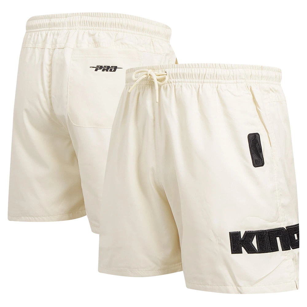 Short tissé triple ton sur Pro Standard pour hommes, crème, Sacramento Kings