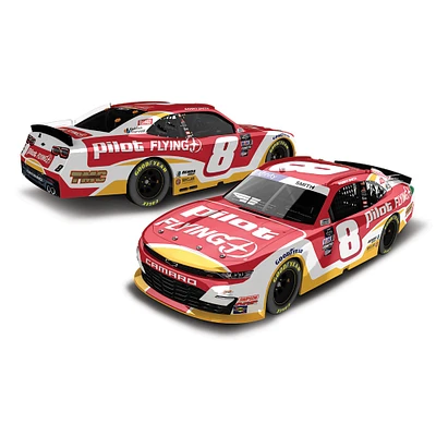 Action Racing Sammy Smith 2024 #8 Pilot Flying J 1:24 Autographié Xfinity Series Chevrolet Camaro moulé sous pression