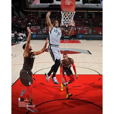 DeMar DeRozan Chicago Bulls Unsigned Red Jersey Shooting Photograph