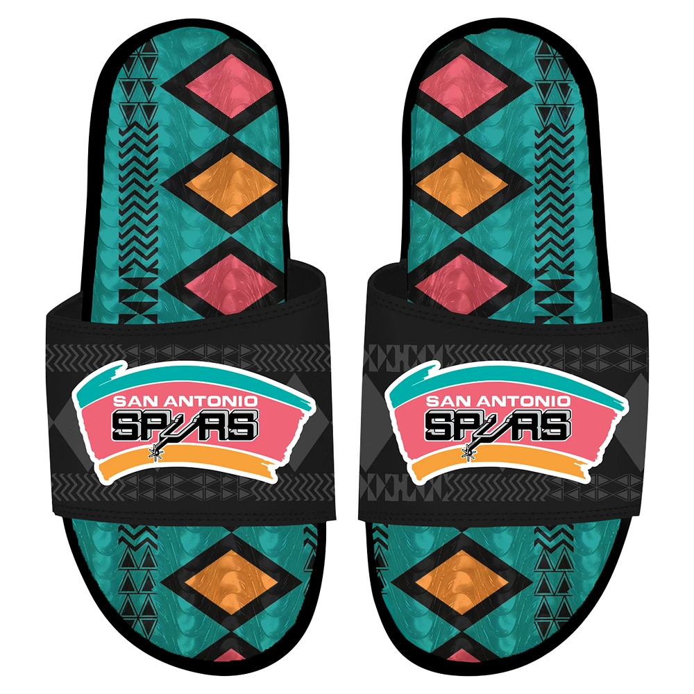 Sandales à enfiler ISlide Gel noires pour hommes San Antonio Spurs Shooting Touch Rwanda Pattern